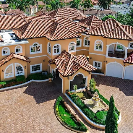 Villa Tianna